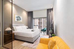 StayShort - JVC sleeps 2 Very Close to FIVE JVC