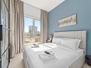 Classic Luxe 2BDR in Collective