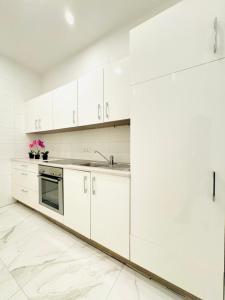 Comfy 5BR shared Apartment Near Kaufpark Alterlaa