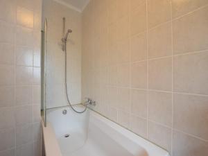 Modern Cottage in Vaux-sur-Sûre with Sauna