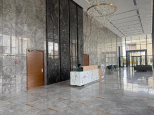 AEON Towers Lucky Cloud #701