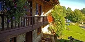 伏特坦普思酒店 - Saint-Julien-dʼOddes