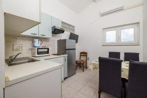 Apartments Anica J