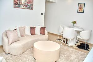 Zuri luxury suite at oak classic residency, Kilimani