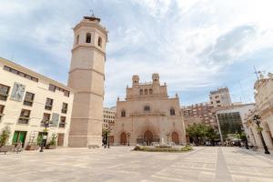 LC Apartaments Centro Plaza la Paz