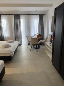 Hotel Sharlota