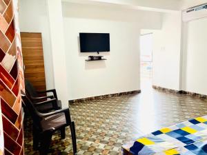 Blue Waves Guest House