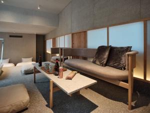 New Open "Upside Down-Shibuya"