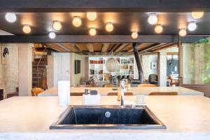 L Atypique Maison FERAUD