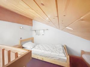 BA229 - 2 pieces mezzanine 6 pers pied de pistes