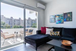 Phoenix 2-Bedroom Apartment
