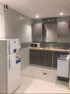 المهاجر للشقق المخدومة حي المنار