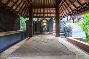 Secluded jungle villa w private pool & serene view