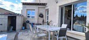 Charming house Aix Marseille with outdoor area
