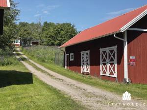 Charming holiday home with views of the landscape and close to Lake Vättern