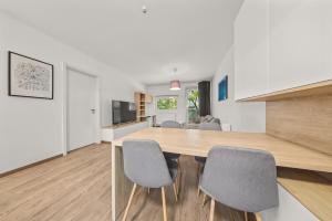 Air Conditioned 2 room apartment, Old City, new building - Stein