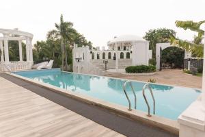 The colosseum staycation