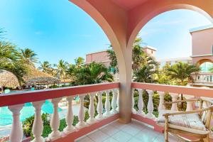 Zinnia @ Caribe Island