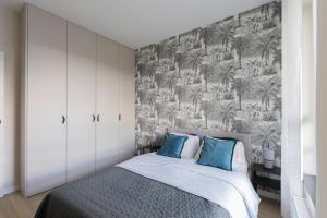 Glow Apartments, Apartamenty Doki & Montownia