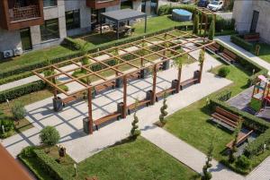 Seaview Apartment in Complex Iron Code