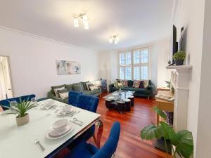 Luxurious 3-Bed, 3-Bath flat in Marylebone with WiFi near Oxford Street, Baker Street, Regents Park