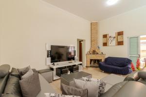 Casa Tematica com Piscina e Churrasqueira