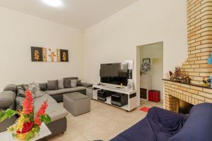 Casa Tematica com Piscina e Churrasqueira