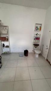 Casa com piscina e churrasqueira cop 30