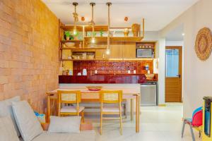 IT114 Lindo Duplex 3 Suítes, Pé Na Areia