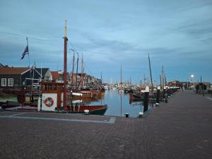 Bij de Haven op Urk