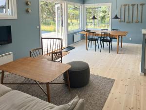 Holiday Home With Hot Tub In Sjællands Odde