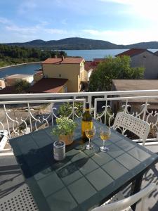 Apartmani Jambriško Pirovac