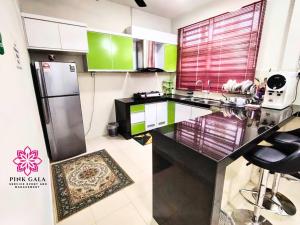 Deeja Homestay Kuantan - Enjoy Private Pool by PG Management