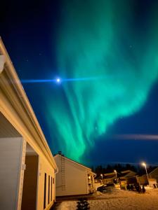 Finnish design villa with outdoor jacuzzi