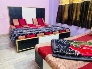 Hotel Family Stay Near Shivmurti Chowk - A Group Hotel Of Ganga