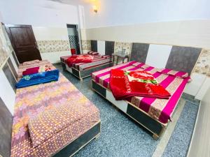 Hotel Family Stay Near Shivmurti Chowk - A Group Hotel Of Ganga