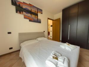 giardino privato e piscina, Oasi Garda