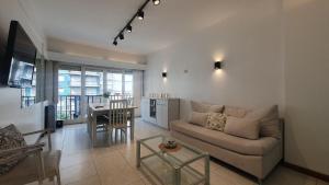 3 ambientes cdependencia con vista a Plaza Colón