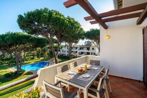 Family Apartment Pool & Terrace