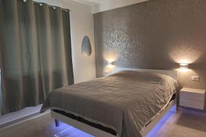 Maxine Mare Blu - Sleeps 4 - 3 Mins To Beach