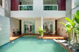 Private pool villa in the heart of Bangtao
