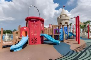 Townhome Luxo 5 Quartos com Piscina Privativa