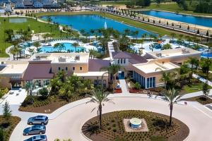 Townhome Luxo 5 Quartos com Piscina Privativa