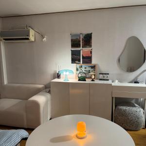 Yongridan-gil House2