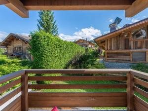 Appartement rénové à 150m des remontées, terrasse et parking couvert - FR-1-569-126