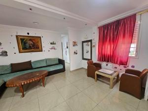 Apparemment Houawara