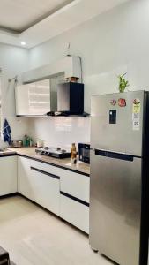 Private Room in Peaceful Shared Flat Attached Washroom