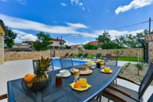 Luxury Stone Villa BANOVI with heated pool