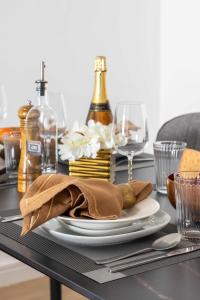 Frank Porter - Princess Tower