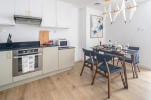 Frank Porter - Princess Tower